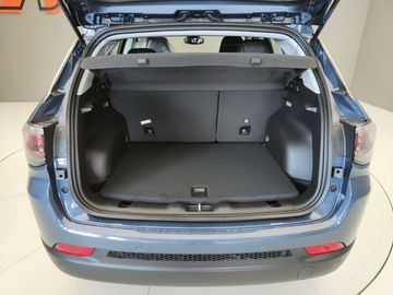 Car image 36