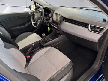 Car image 30