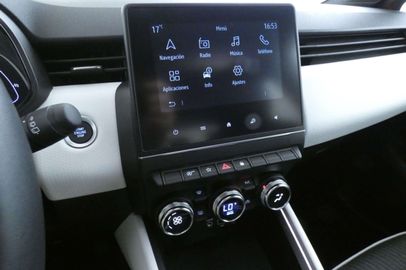 Car image 24