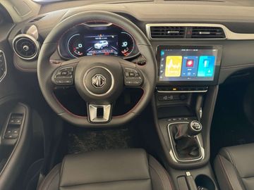 Car image 9