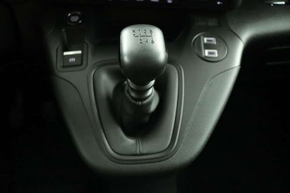 Car image 41