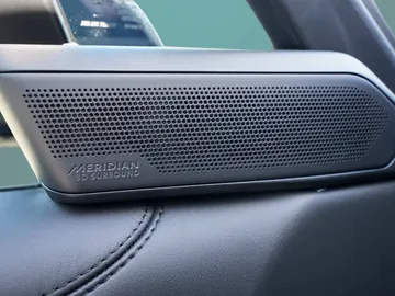 Car image 37