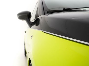 Car image 34