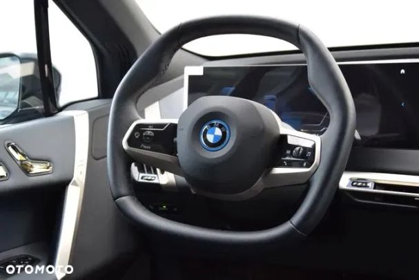 BMW iX xDrive50 385 kW image number 29