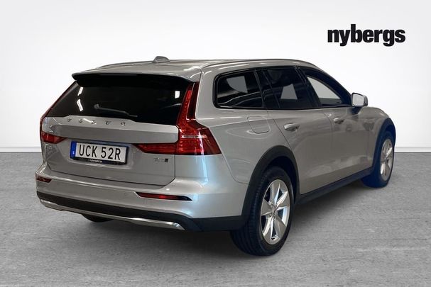 Volvo V60 Cross Country AWD B4 147 kW image number 4