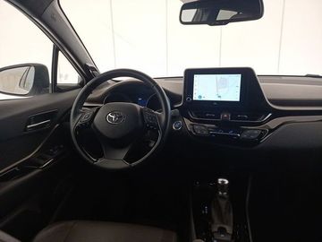 Car image 9