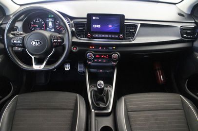 Car image 8