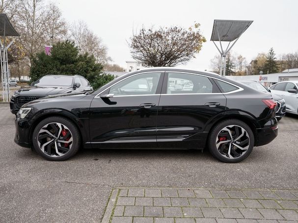 Audi Q8 55 quattro e-tron Sportback 300 kW image number 4