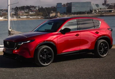 Car image 2