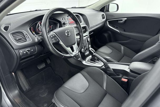 Volvo V40 T2 90 kW image number 4