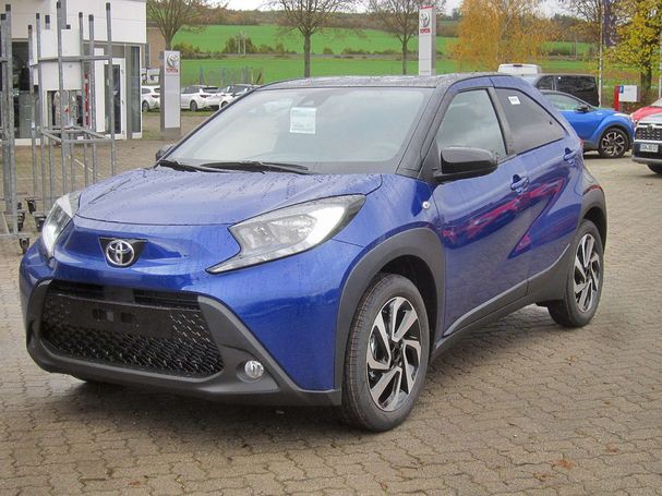 Toyota Aygo X 1.0 53 kW image number 1