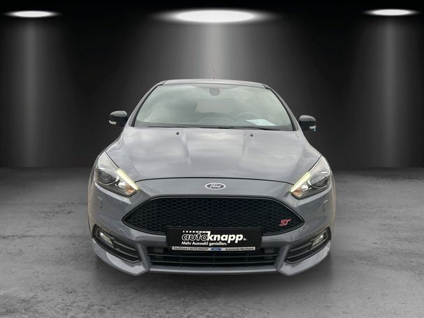 Ford Focus 2.0 EcoBoost ST 184 kW image number 8