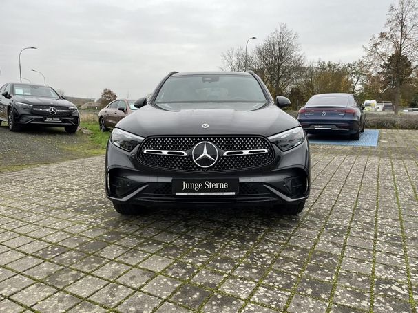 Mercedes-Benz GLC 300 e AMG 230 kW image number 3