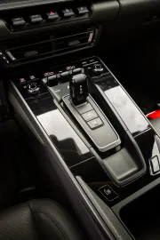 Car image 30