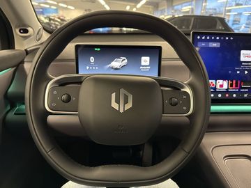 Car image 25