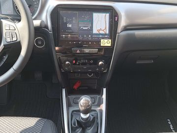 Car image 11