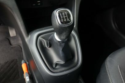 Car image 31