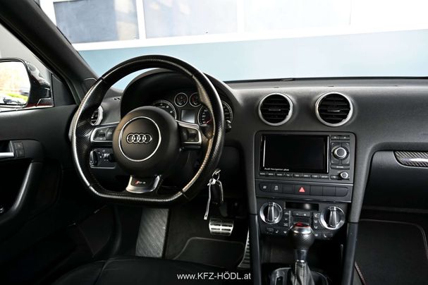 Audi RS3 2.5 TFSI quattro Sportback 250 kW image number 13