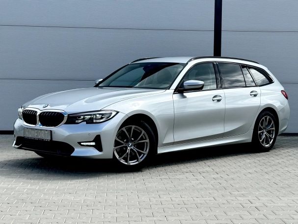 BMW 320d Touring Sport Line 140 kW image number 9