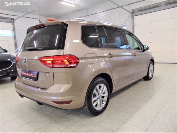 Volkswagen Touran 2.0 TDI DSG Highline 110 kW image number 4