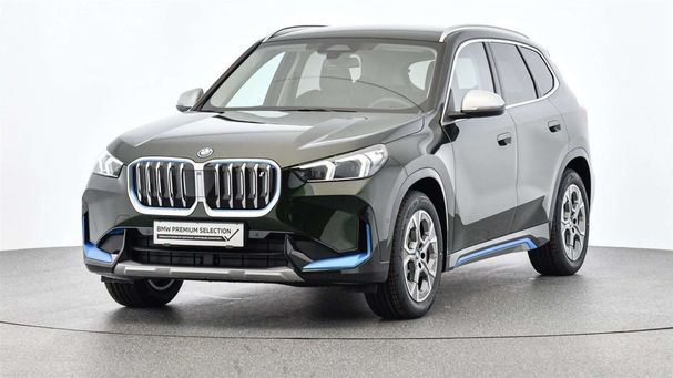 BMW iX1 xDrive30 200 kW image number 1