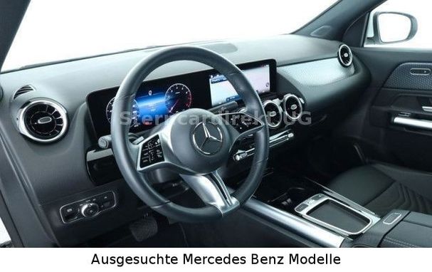 Mercedes-Benz GLA 180 100 kW image number 3