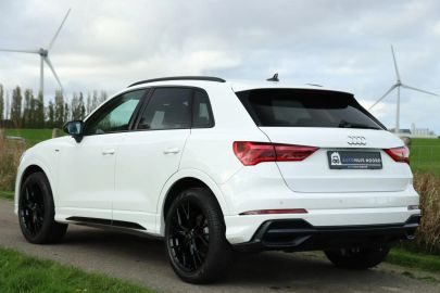 Car image 36