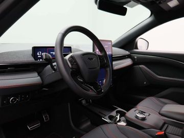 Car image 36