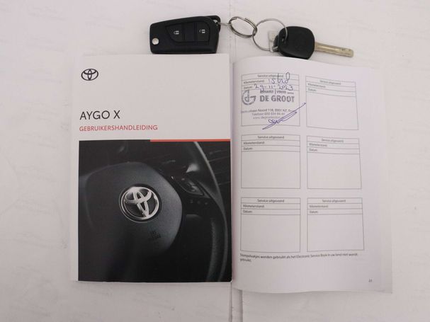 Toyota Aygo X 1.0 VVT-i 53 kW image number 13