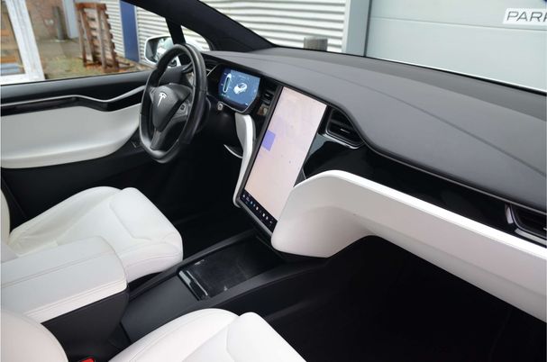 Tesla Model X Long Range AWD 310 kW image number 12