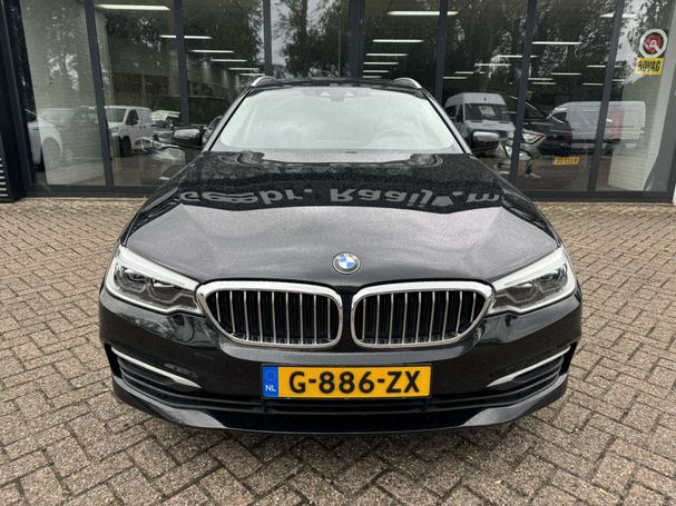 BMW 520i Touring 135 kW image number 4