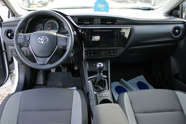 Toyota Auris 73 kW image number 24