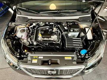 Car image 38