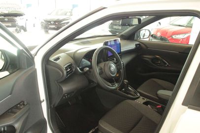 Car image 5