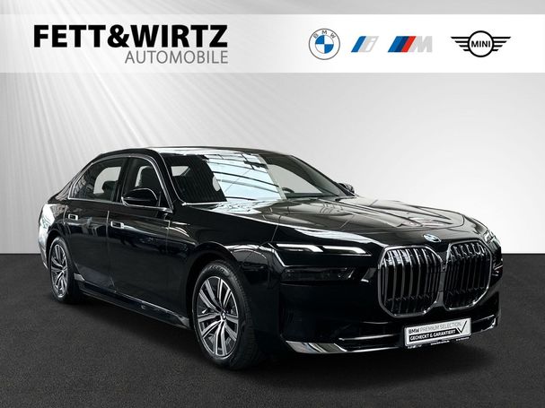 BMW 750e xDrive 360 kW image number 1