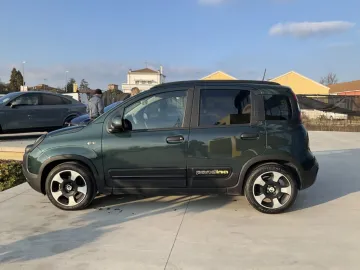 Car image 29