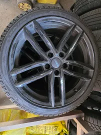 Car image 39