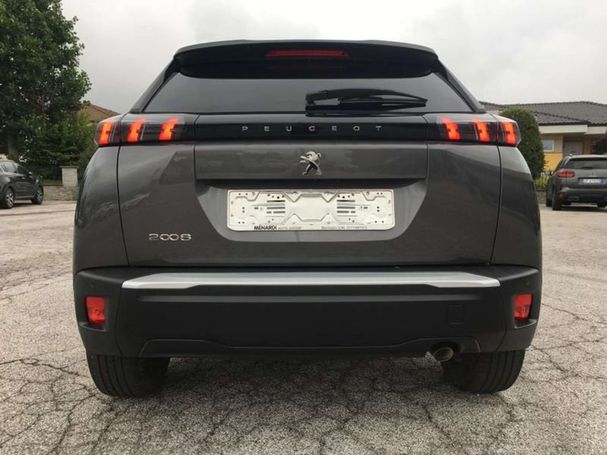 Peugeot 2008 1.2 PureTech 74 kW image number 4