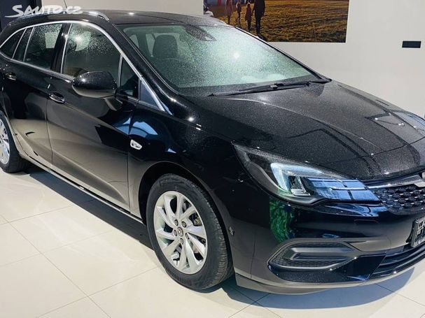 Opel Astra D Sports Tourer Elegance 90 kW image number 2