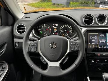 Car image 12