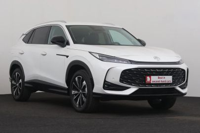 Car image 4
