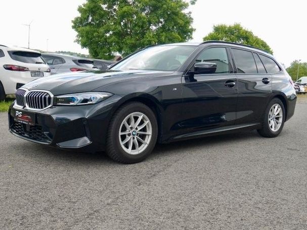 BMW 320i Touring M Sport 135 kW image number 1