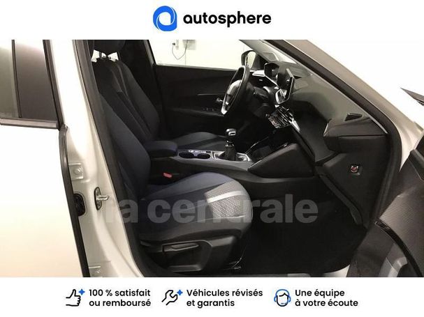 Peugeot 2008 PureTech 130 Allure 96 kW image number 15