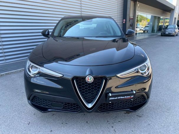 Alfa Romeo Stelvio 2.2 AT8 140 kW image number 3