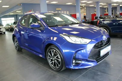 Car image 2