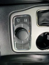 Car image 40