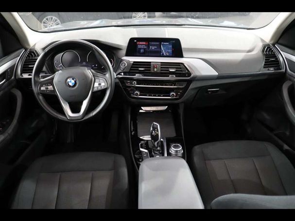 BMW X3 xDrive20i 137 kW image number 11