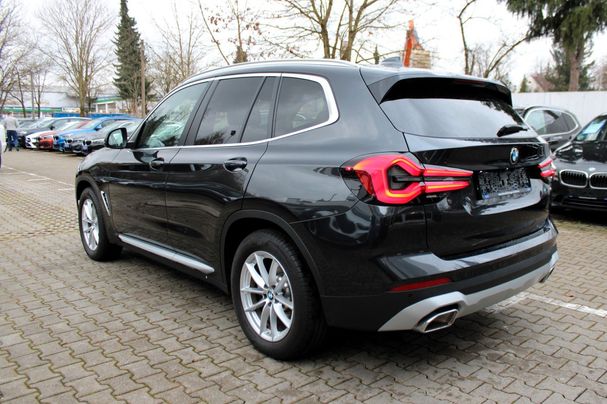 BMW X3 xDrive 180 kW image number 4