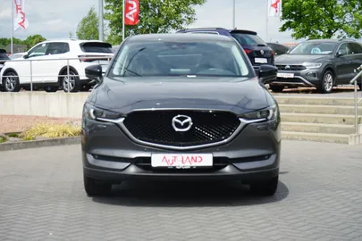 Car image 4