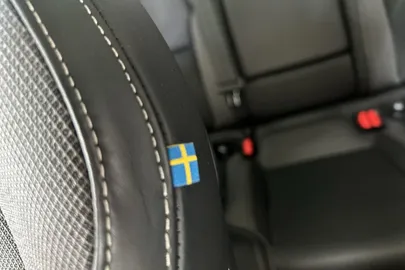Car image 31
